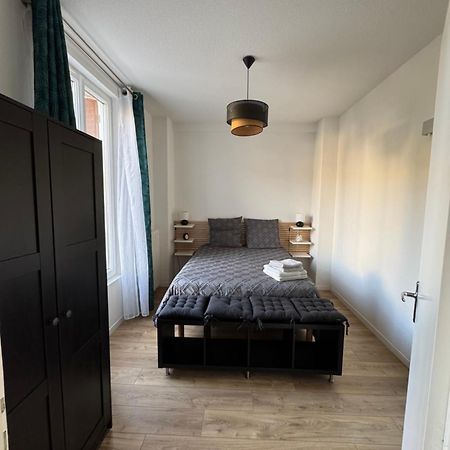 Appartement Le Madargue Idealement Place Chatel-Guyon Bagian luar foto